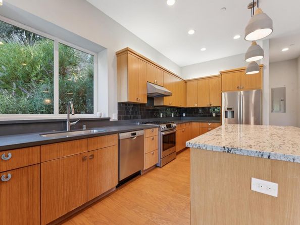 5917 Balboa, Oakland CA 94611
