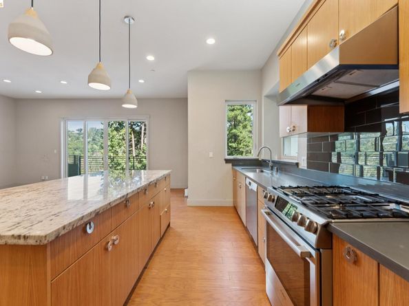 5917 Balboa, Oakland CA 94611