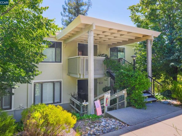 2224 Pine Knoll Dr 8, Walnut Creek CA 94595