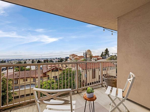 2 Panoramic Way 306, Berkeley CA 94704