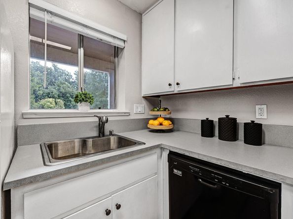 3845 Vineyard Ave F, Pleasanton CA 94566