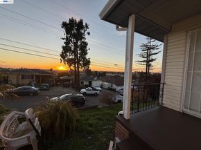 17028 Santa Fe St, Hayward CA 94541