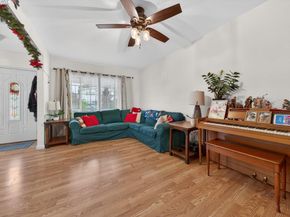 229 Lake Ave, Rodeo CA 94572