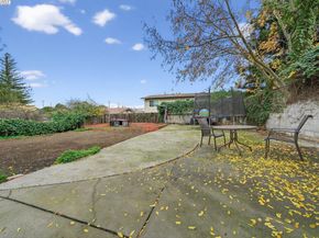 229 Lake Ave, Rodeo CA 94572