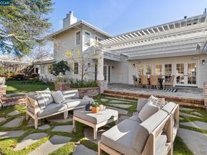 104 Van Ripper Ln, Orinda CA 94563