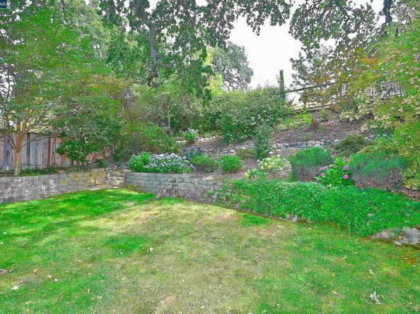 1239 Sunrise Ridge Dr, Lafayette CA 94549