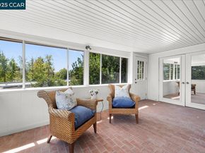1256 Skycrest Dr 6, Walnut Creek CA 94595
