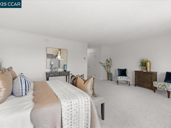 1256 Skycrest Dr 6, Walnut Creek CA 94595