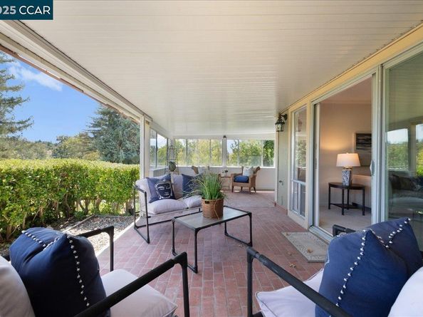 1256 Skycrest Dr 6, Walnut Creek CA 94595
