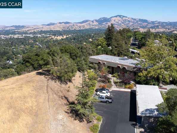 1256 Skycrest Dr 6, Walnut Creek CA 94595