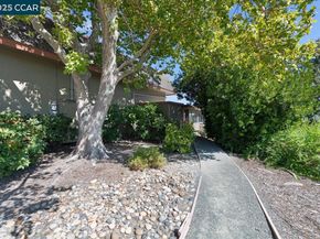 1256 Skycrest Dr 6, Walnut Creek CA 94595