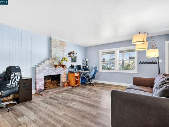 2312 Granada Ct, Pinole CA 94564