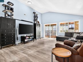 2312 Granada Ct, Pinole CA 94564