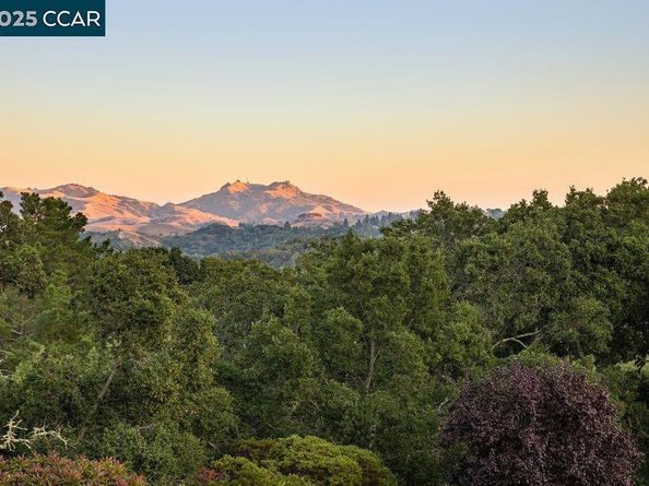 1177 Estates Dr, Lafayette CA 94549