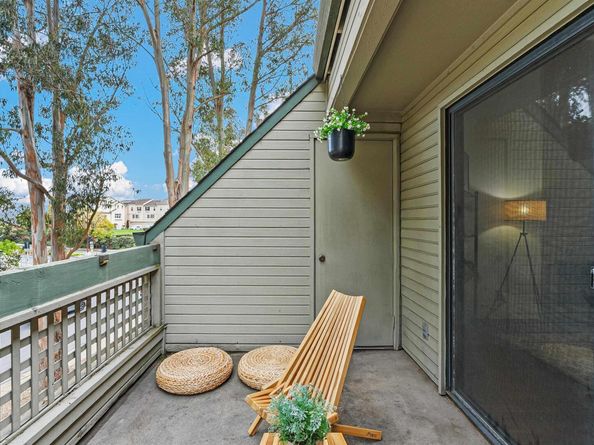 2742 East Ct, Richmond CA 94806