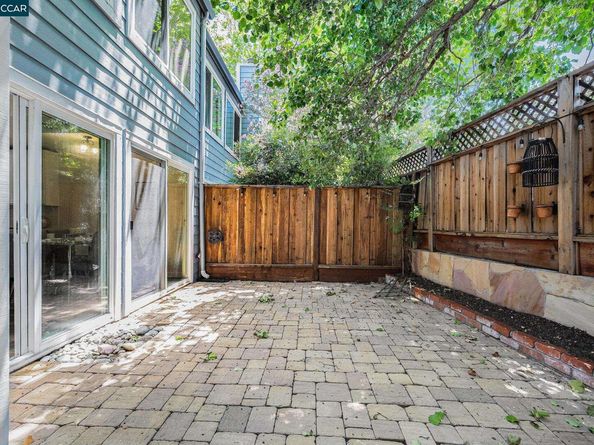 652 Hartley Dr, Danville CA 94526