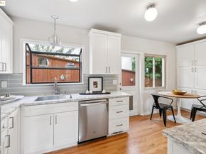 1297 Sunnyhills Rd, Oakland CA 94610