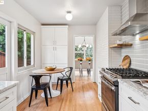 1297 Sunnyhills Rd, Oakland CA 94610