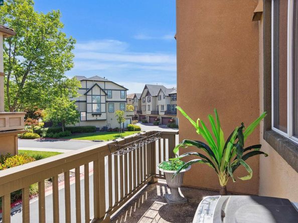 2073 Watermill Rd, San Ramon CA 94582