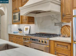 104 Muir Ln, Alamo CA 94507