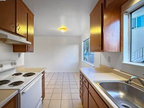 821 Coburn Ct, San Leandro CA 94578