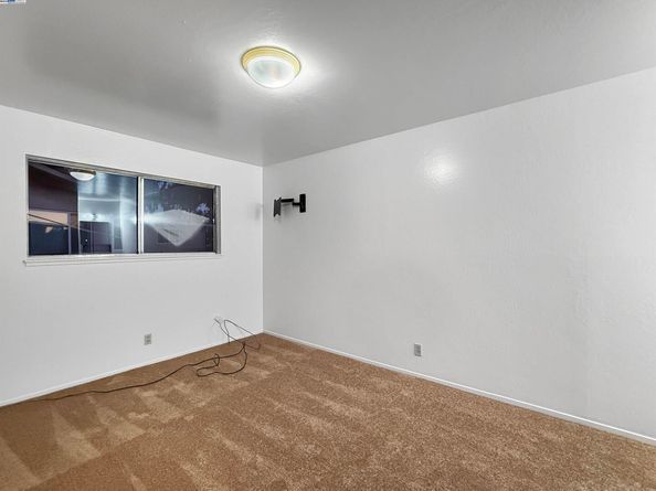 821 Coburn Ct, San Leandro CA 94578