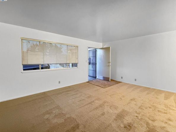 821 Coburn Ct, San Leandro CA 94578