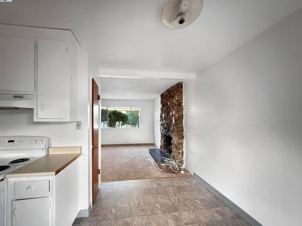 821 Coburn Ct, San Leandro CA 94578