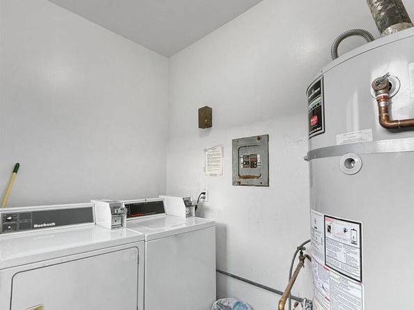 821 Coburn Ct, San Leandro CA 94578