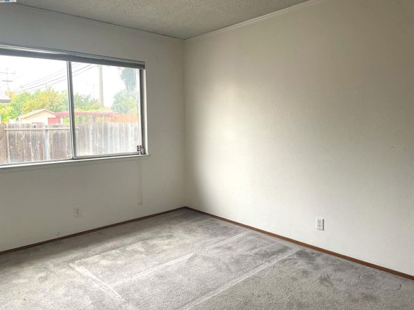 42606 Fontainebleau Park Ln, Fremont CA 94538