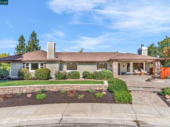 33 Bottlebrush Court