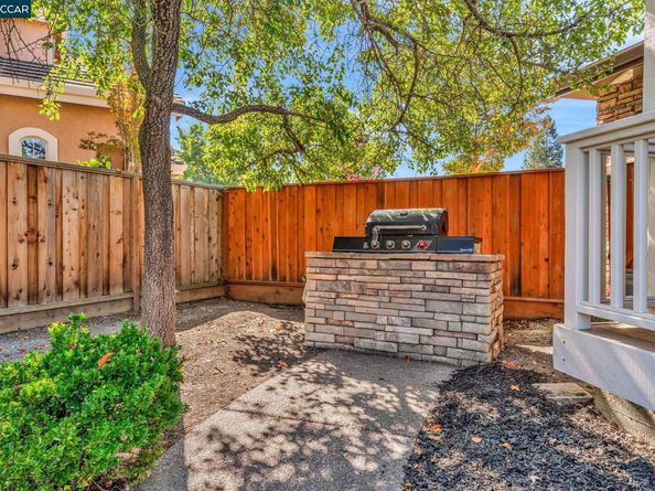 33 Bottlebrush Court, Danville CA 94506