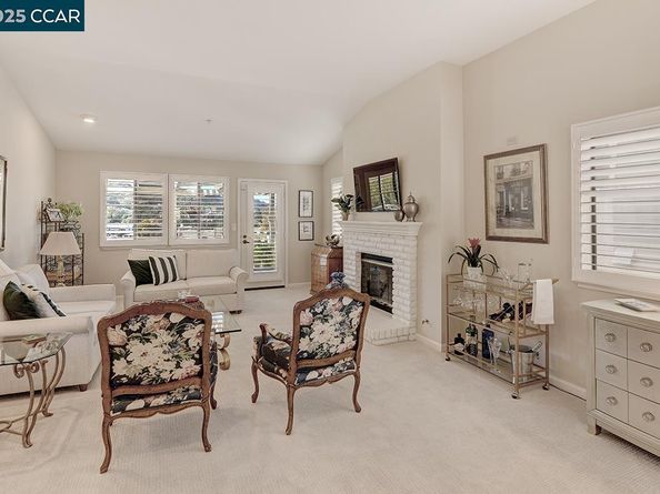 5213 Terra Granada Dr 2B, Walnut Creek CA 94595