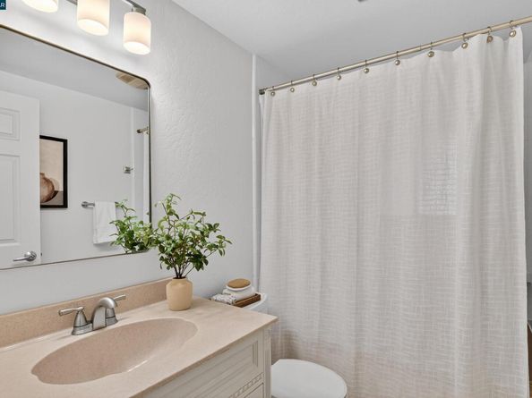 853 Revere Rd, Lafayette CA 94549