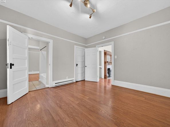 1922 Woolsey St, Berkeley CA 94703