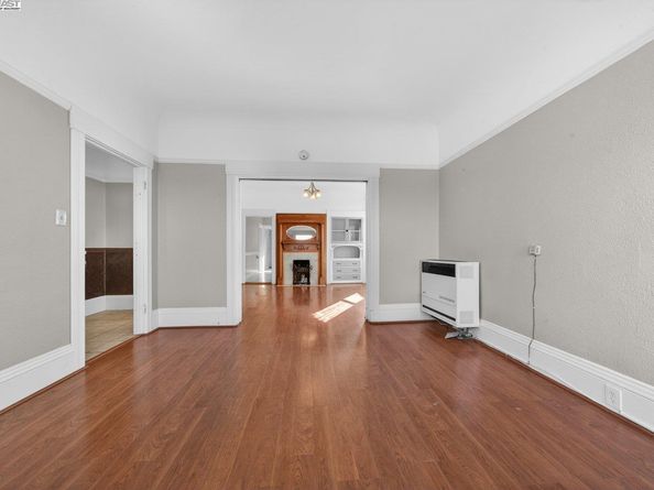 1922 Woolsey St, Berkeley CA 94703