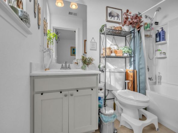 6020 Old Quarry Loop, Oakland CA 94605