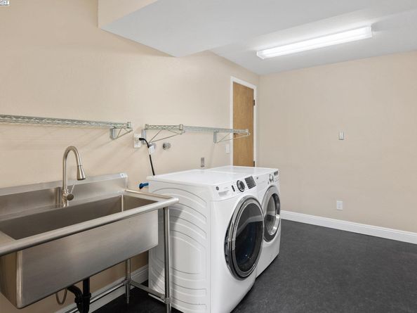 2567 Humboldt, San Leandro CA 94577