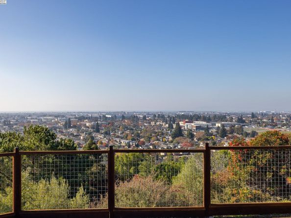 2567 Humboldt, San Leandro CA 94577