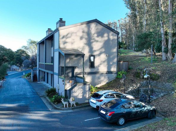 407 Vista Heights Rd, El Cerrito CA 94530