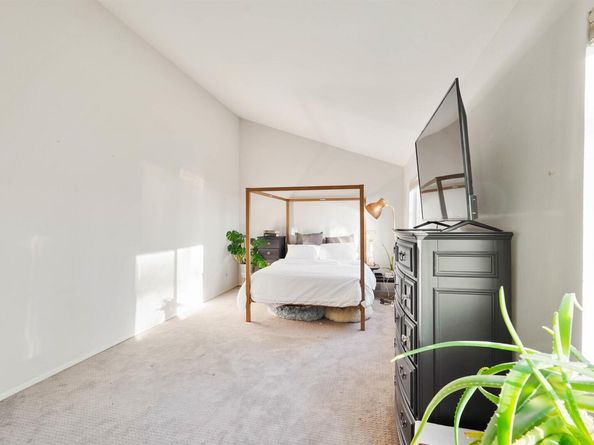 407 Vista Heights Rd, El Cerrito CA 94530