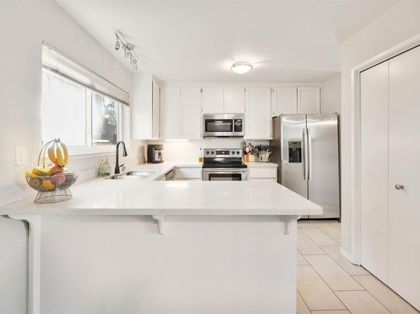 407 Vista Heights Rd, El Cerrito CA 94530