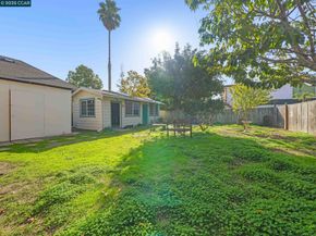 2154 Encinal Ave, Alameda CA 94501