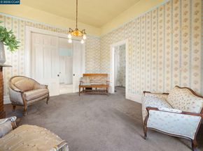 2154 Encinal Ave, Alameda CA 94501