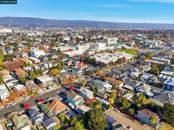 2154 Encinal Ave, Alameda CA 94501
