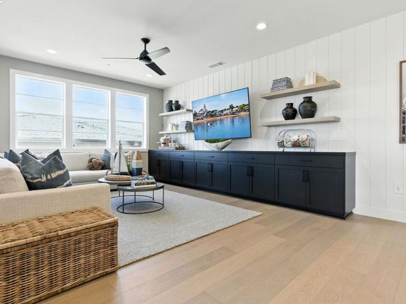 1691 S Wren Street, Dublin CA 94568