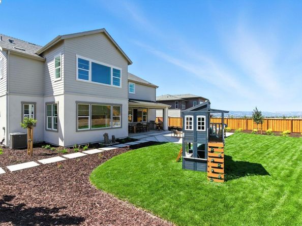 1691 S Wren Street, Dublin CA 94568