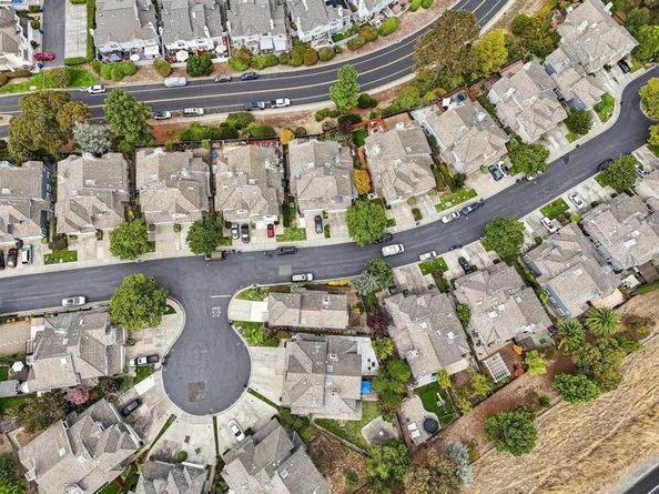 11 Bonny Doone, Hercules CA 94547