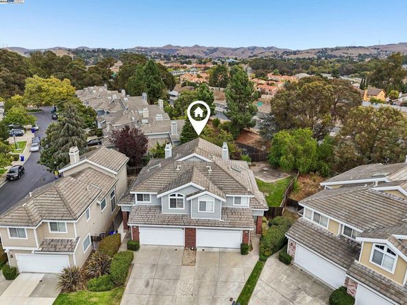 11 Bonny Doone, Hercules CA 94547