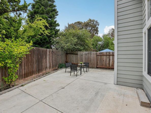 11 Bonny Doone, Hercules CA 94547